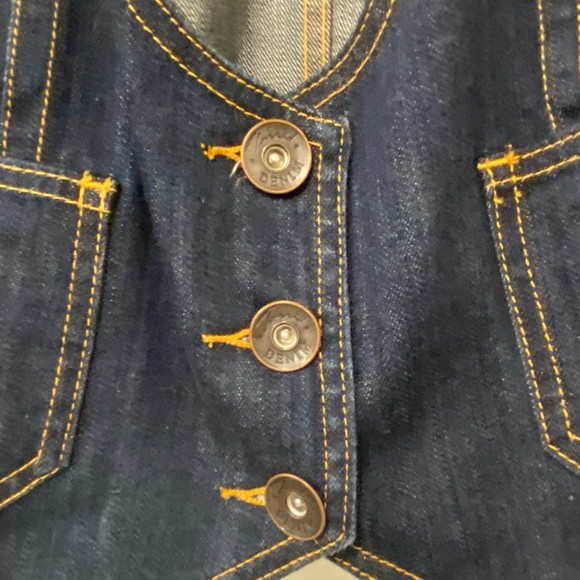 Torrid Denim Vest - Size 2 - Picture 3 of 7